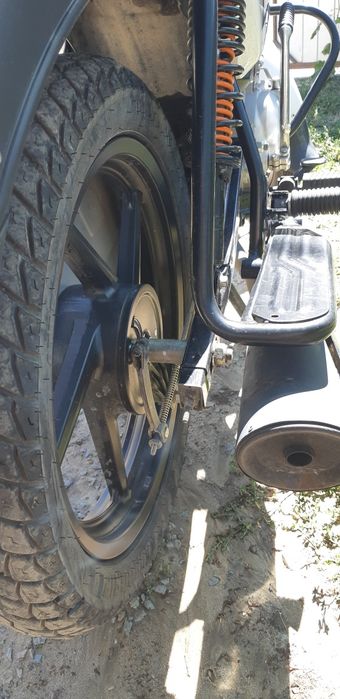 Bajaj 150 2022 року