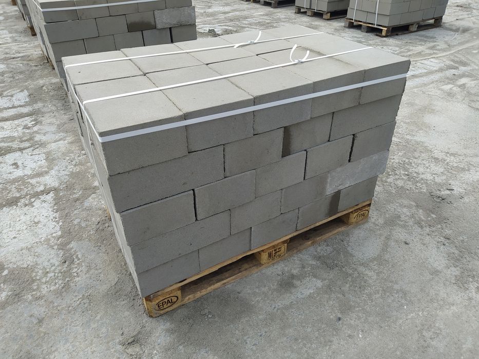 Bloczki fundamentowe, cement, pustaki, kręgi, studnie, pokrywy, beton