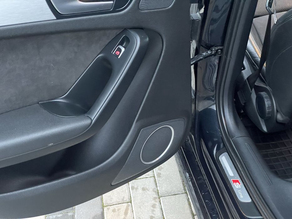 Audi A4 B8 2.0 TDI Quattro 3x s-line