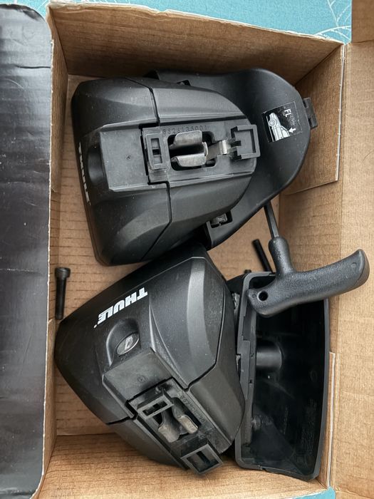 Stopy Thule do S-max