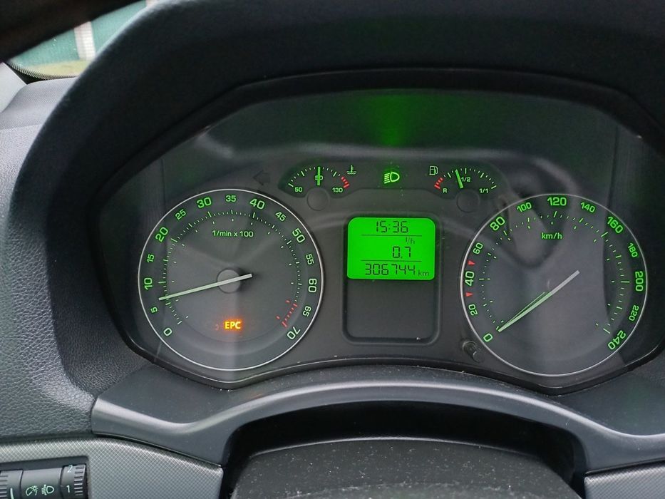 Продаю автомобіль Skoda Octavia 2005