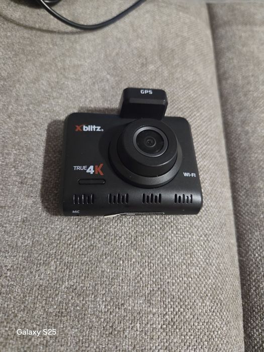 Kamera samochodowa Xblitz True 4K