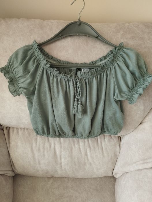 Топік з рюшами та китицями h&m розмір s