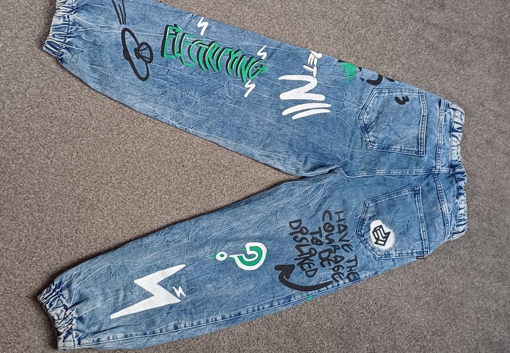 Bershka Spodnie dżinsy, jeansy 36