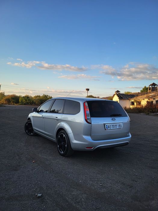 Ford Focus 2010 року