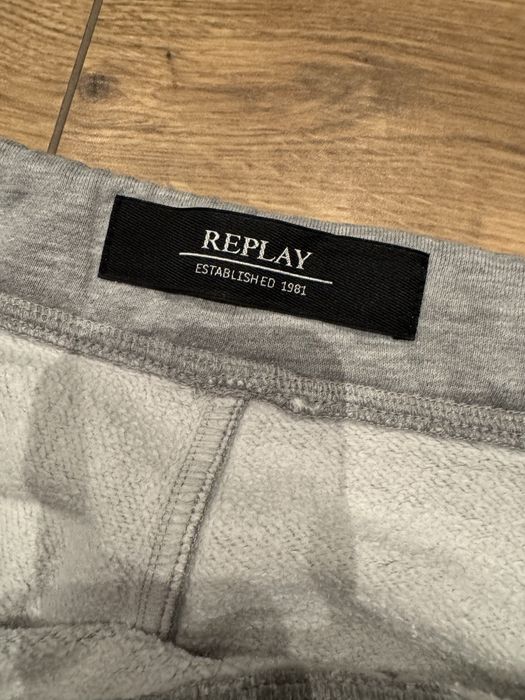 Spodenki Replay roz.L stan idealny