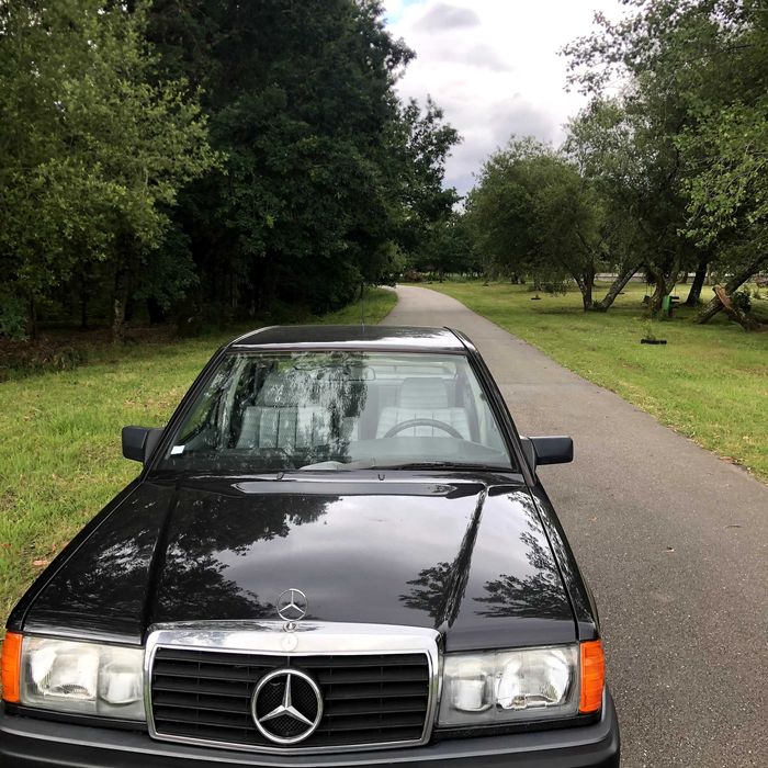Mercedes-Benz 190E 2.0