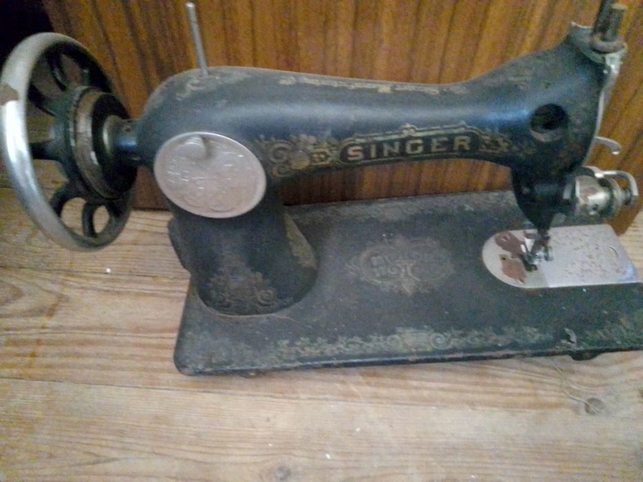 Máquina Singer antiga.