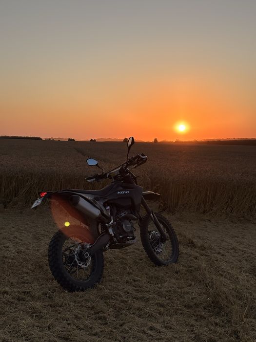 Продам кові адванс 300fr