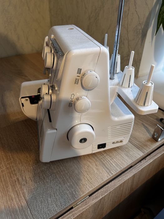 Оверлок Janome T-34