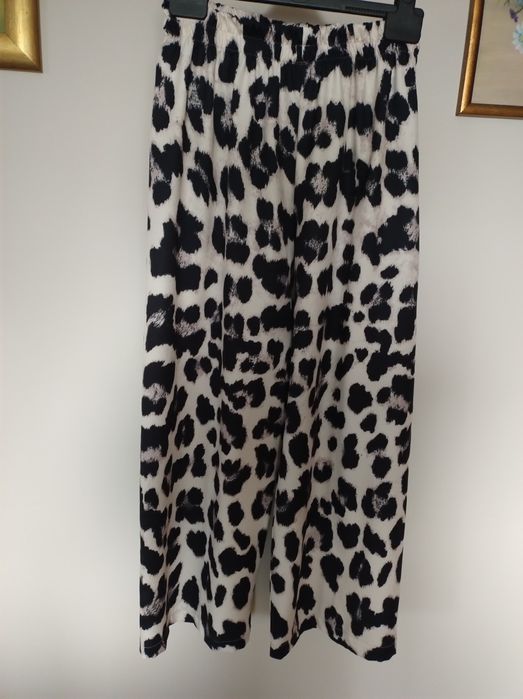 Sprzedam dwuczęściowy komplet