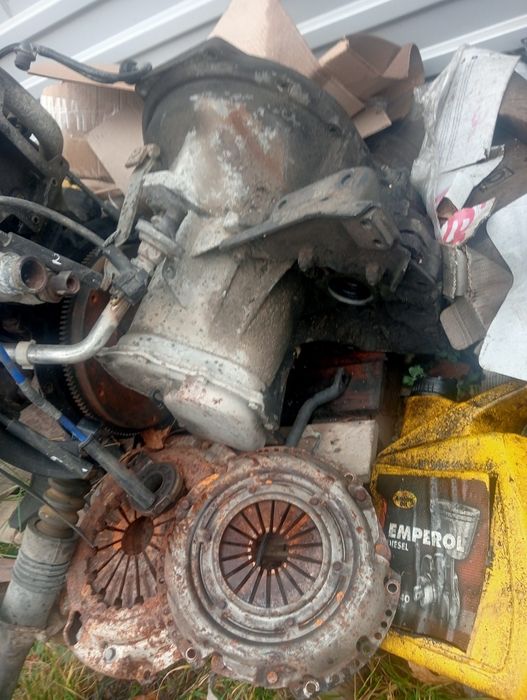 Коробка передач 4 ст. На 1.4 бензин