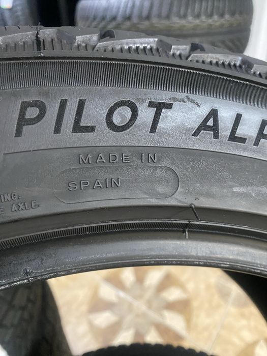 235/50/18 101V Michelin PILOT ALPIN 5