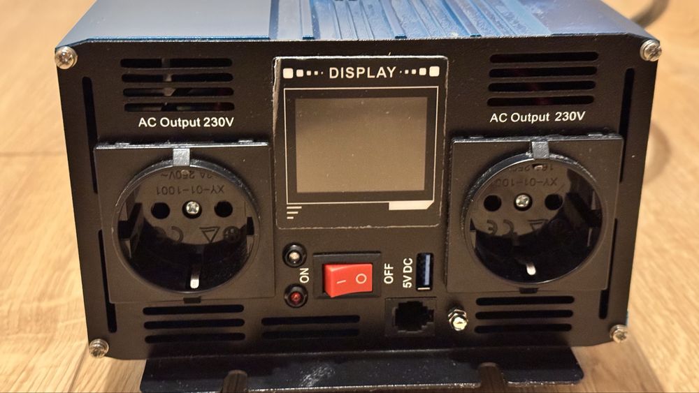 Przetwornica EUROPOWER 2000W 4000W 12V 230V czysty sinus Bluetooth