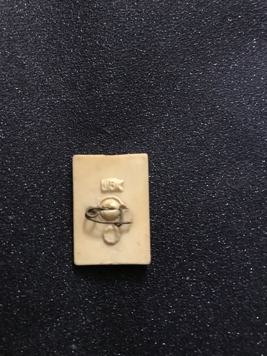 Przypinka do ubrania, plecaka, Hokeista z PRL