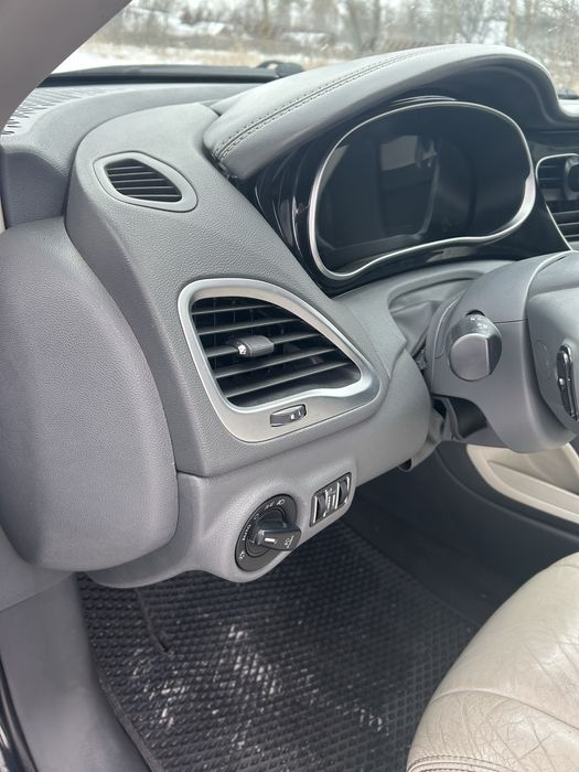 Продаю авто Dodge Dart 2012 року