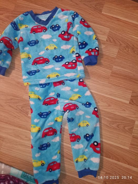 Махрова піжама розмір 92