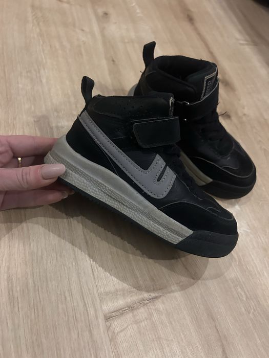 Кросівки на хлопчика