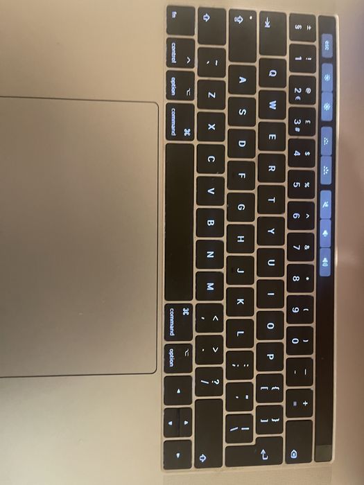 MacBook Pro 15" TouchBar Mid2017
