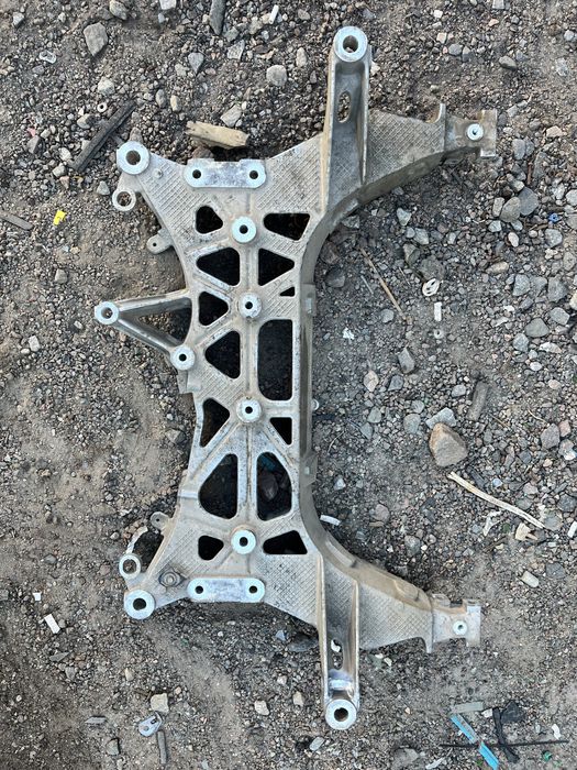 Chevrolet Bolt Ev,Euv Підрамник