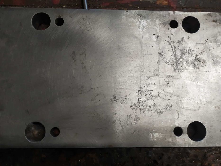 płyty do form wtryskowych