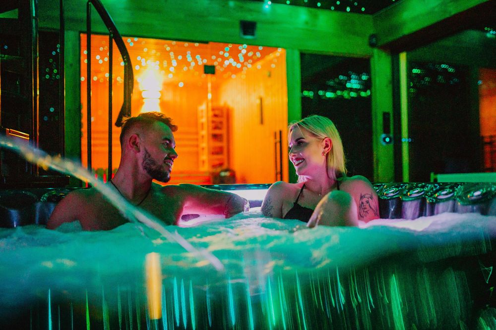 Domek z Jacuzzi, Sauną i Balią