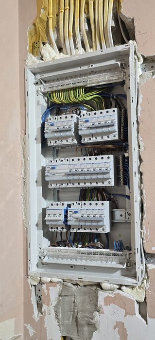 Usługi elektryczne,pomiary instalacji. Elektryk  ostróda.