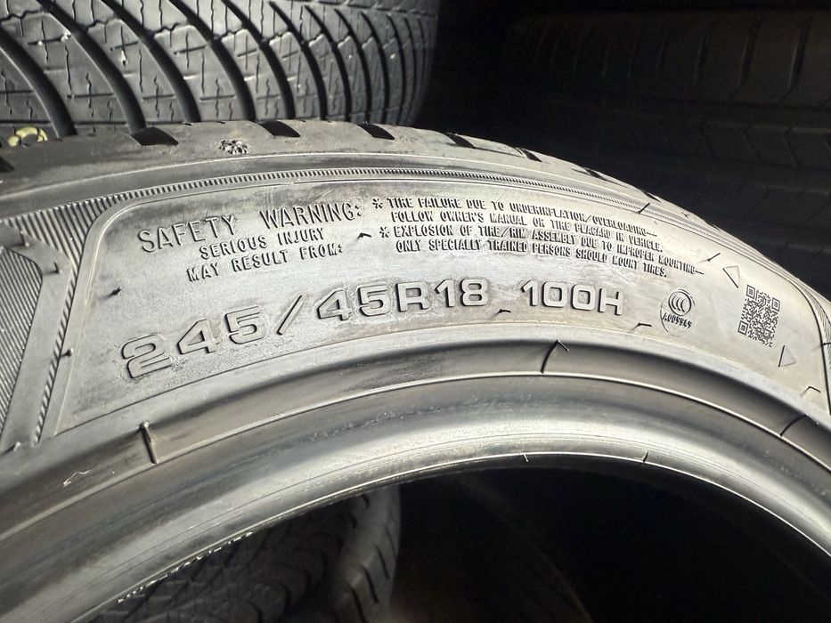 Зимові шини 245/45 R18 Goodyear UltraGrip Performance + 4шт. 7мм 2022