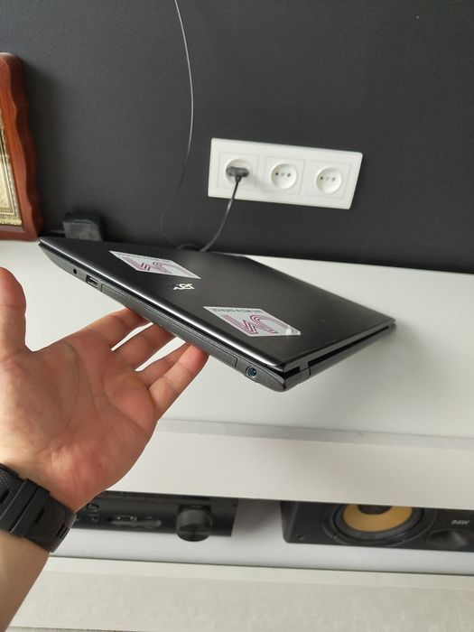 Ігровий ноутбук acer aspire E5/ GTX 950m /i5/6 ГБ/SSD 128/15,6 full HD