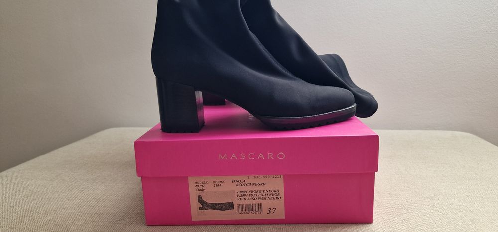 Botas Mascaró tamanho 37