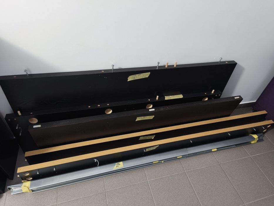 IKEA Cama MALM Preta+ Colchão VALEVÅG (90x200) + Gaveta de arrumação Inferior.