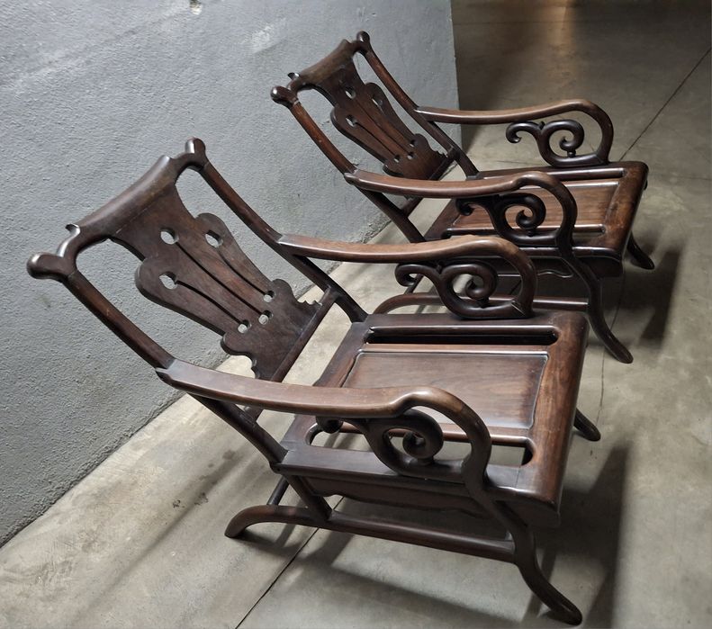 Cama casal  + opção cadeiroes vintage