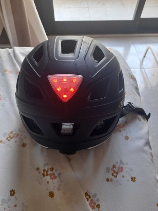 Capacete de btt novo
