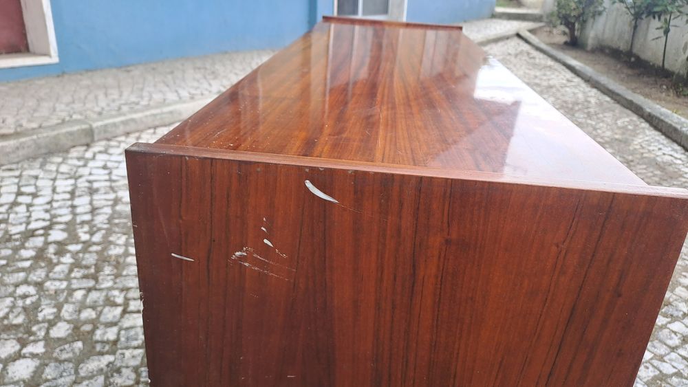 Móvel antigo (usado)