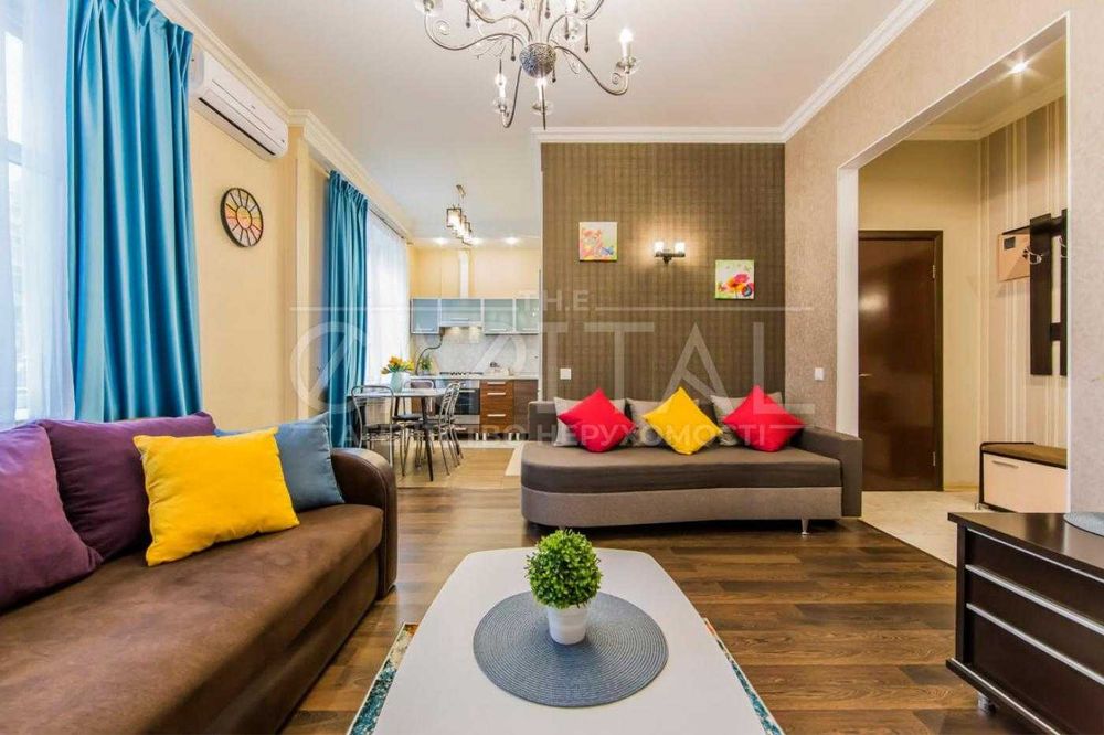 Продаж квартири, вул. Басейна, Печерськ
