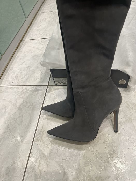 Kozaki skórzane Kazar za kolano roz. 39 szare.