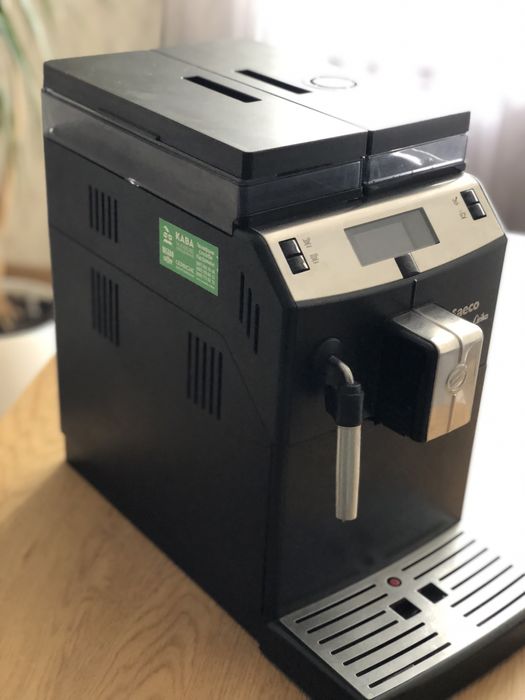 Кавомашина Saeco Lirika Black RI9840/01