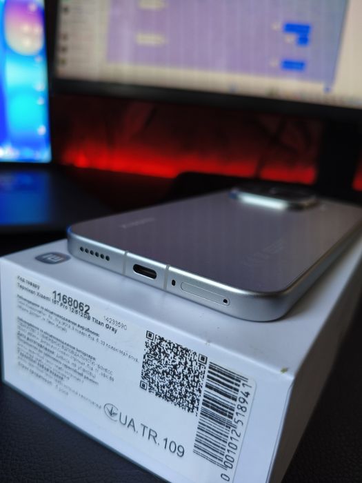 Xiaomi 15T Pro Gray 12/512 GB. Стан нового.