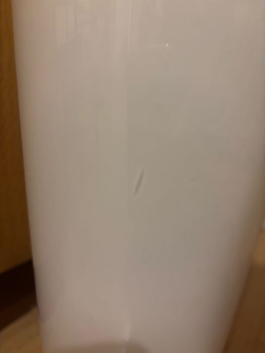 Продам високу скляну вазу для квітів