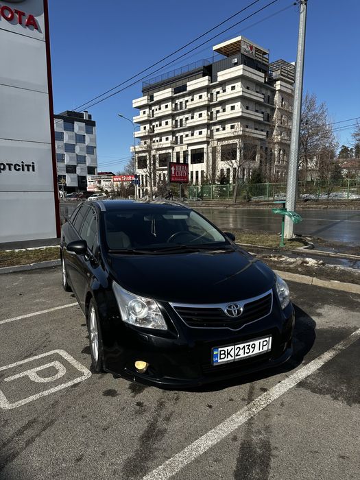 Toyota Avensis 2010 Webasto