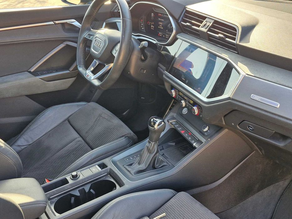 AUDI Q3 SPORTBACK S-Line 35 TDI 150cv — photo 4