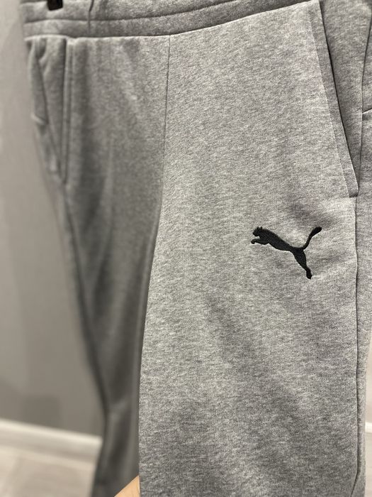 Чоловічі спортивні штани Puma