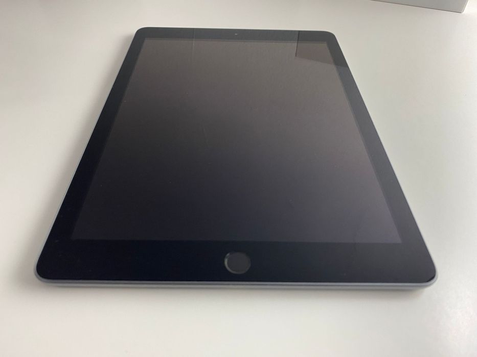 iPad 6ª Geração – 32GB – Ótimo Estado