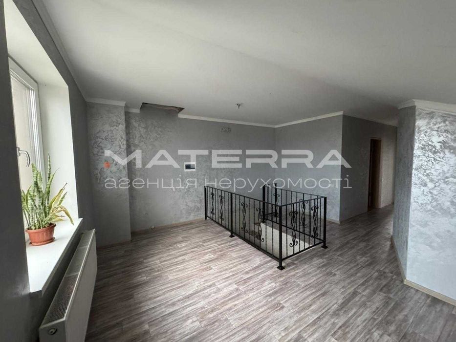 Продаж будинку/дуплекс 130м2 з ремонтом та меблями Ділянка 6 соток