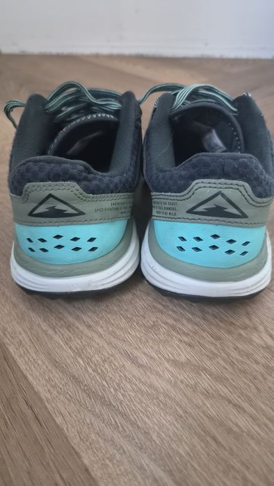 Nike trailer roz. 38.5