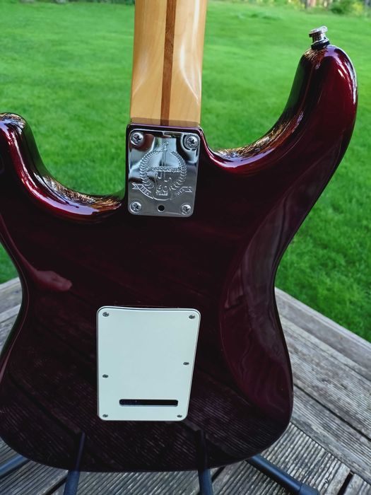 Fender American Standard Stratocaster HSS USA 2014 60th Anniversary Bordeaux Metallic