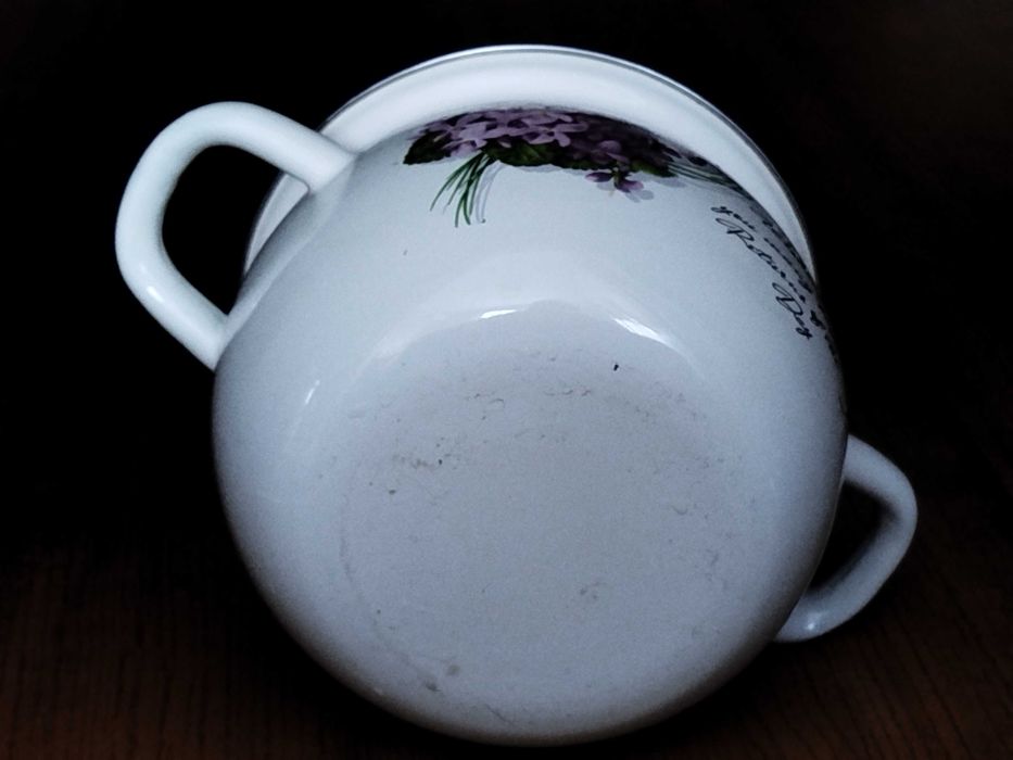 Кастрюля с кришкой 1,5 л