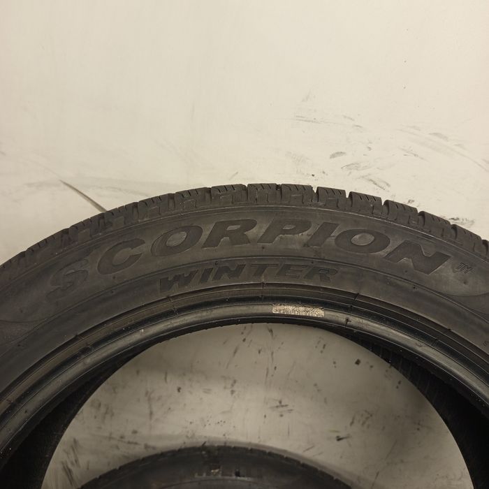 225/55R19 Pirelli Scorpion Winter