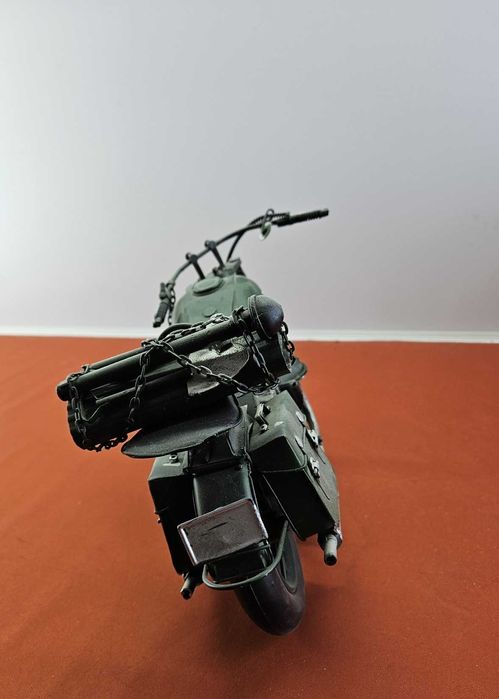 Model motocykla metalowy