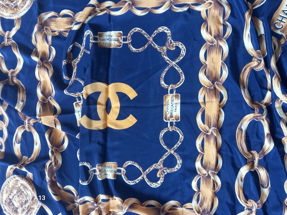 Chanel chusta jedwabna
